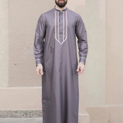 2024 New Muslim Men Hand Embroidered Formal Long Sleeve Luxury Abaya Designer Thobe Saudi Arabia Style with an Ethnic Motif