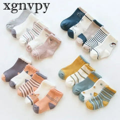 Cartoon Midtube Children's Combed Cotton Socks Boys Girls Random Pair Delivery Assorted Colors Fun Designs