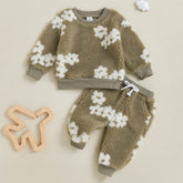 Infant Baby Girls 2 Piece Flannel Clothes Fall Winter Floral Fuzzy Long Sleeve Sweatshirt and Elastic Pants Outfits Set