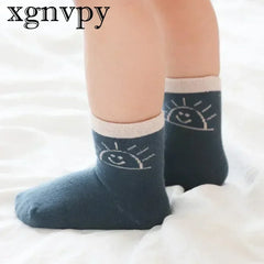 Cartoon Midtube Children's Combed Cotton Socks Boys Girls Random Pair Delivery Assorted Colors Fun Designs